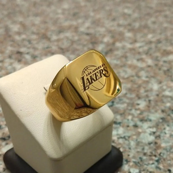 L,A Lakers Ring